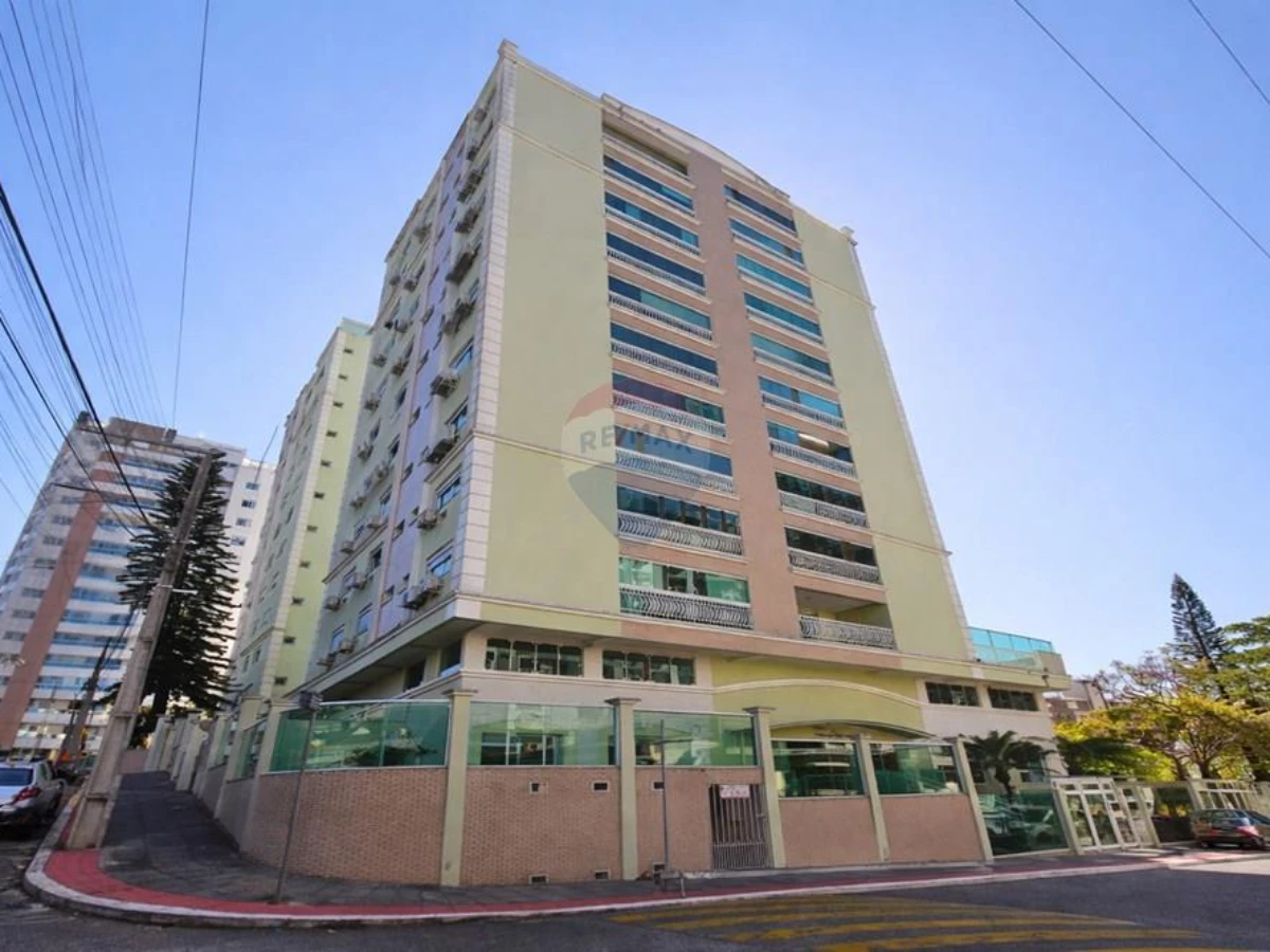 Cobertura à Venda – Edifício Arlindo Philippi – Agronômica, Florianópolis