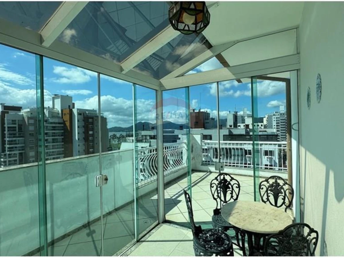 Cobertura à Venda – Edifício Arlindo Philippi – Agronômica, Florianópolis