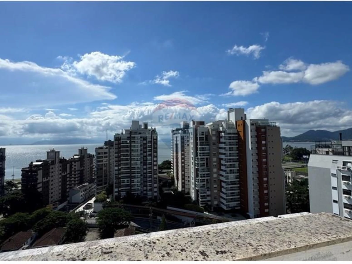 Cobertura à Venda – Edifício Arlindo Philippi – Agronômica, Florianópolis