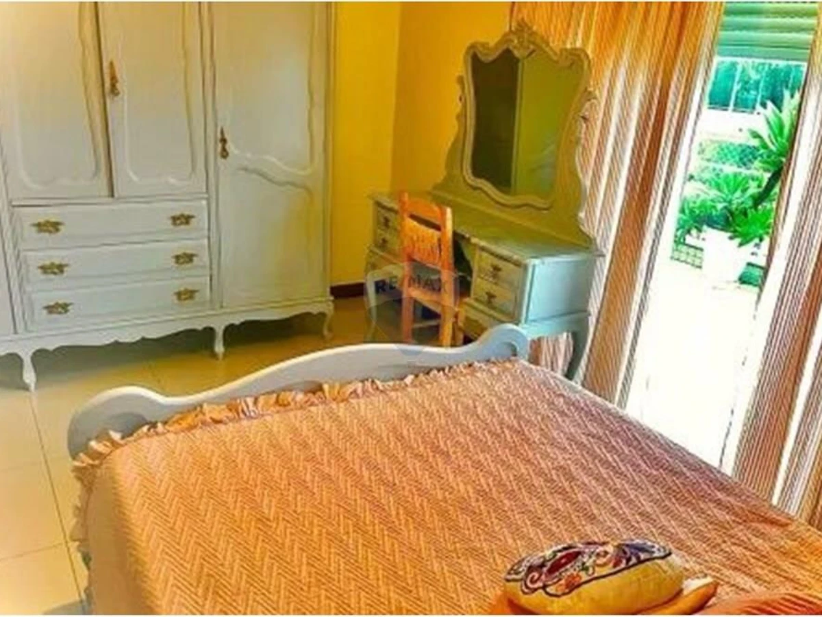 Cobertura para Alugar em Campeche, Florianópolis — 125 m², 2 Dormitórios, Vista para Montanhas