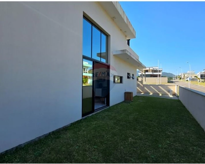 Casa de Condomínio para Alugar no Residencial Red Park – Rio Vermelho, Florianópolis
