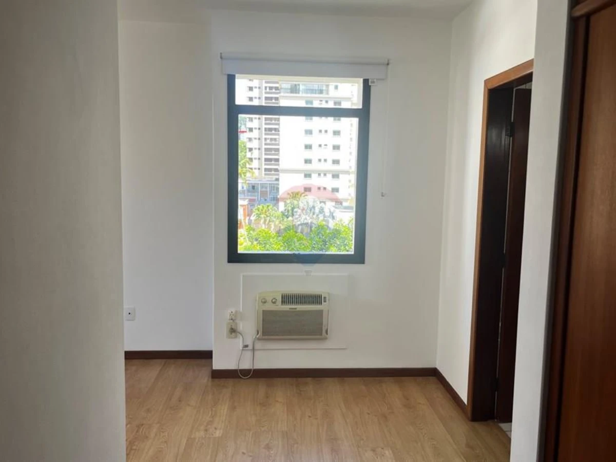 Apartamento de 3 dormitórios para alugar na Rua Bocaiúva, Centro, Florianópolis