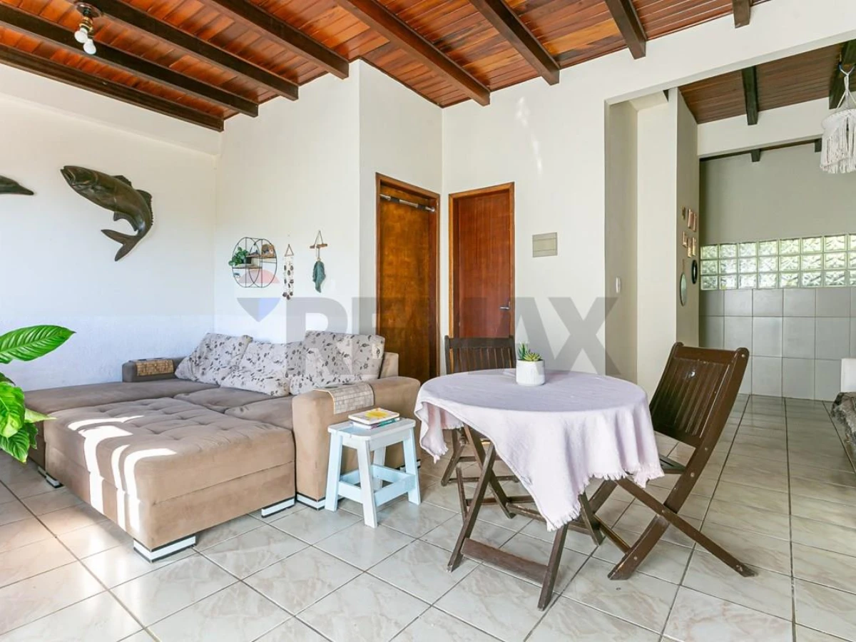 Casa 3 Dormitórios com Vista Mar à Venda — Ribeirão da Ilha, Florianópolis