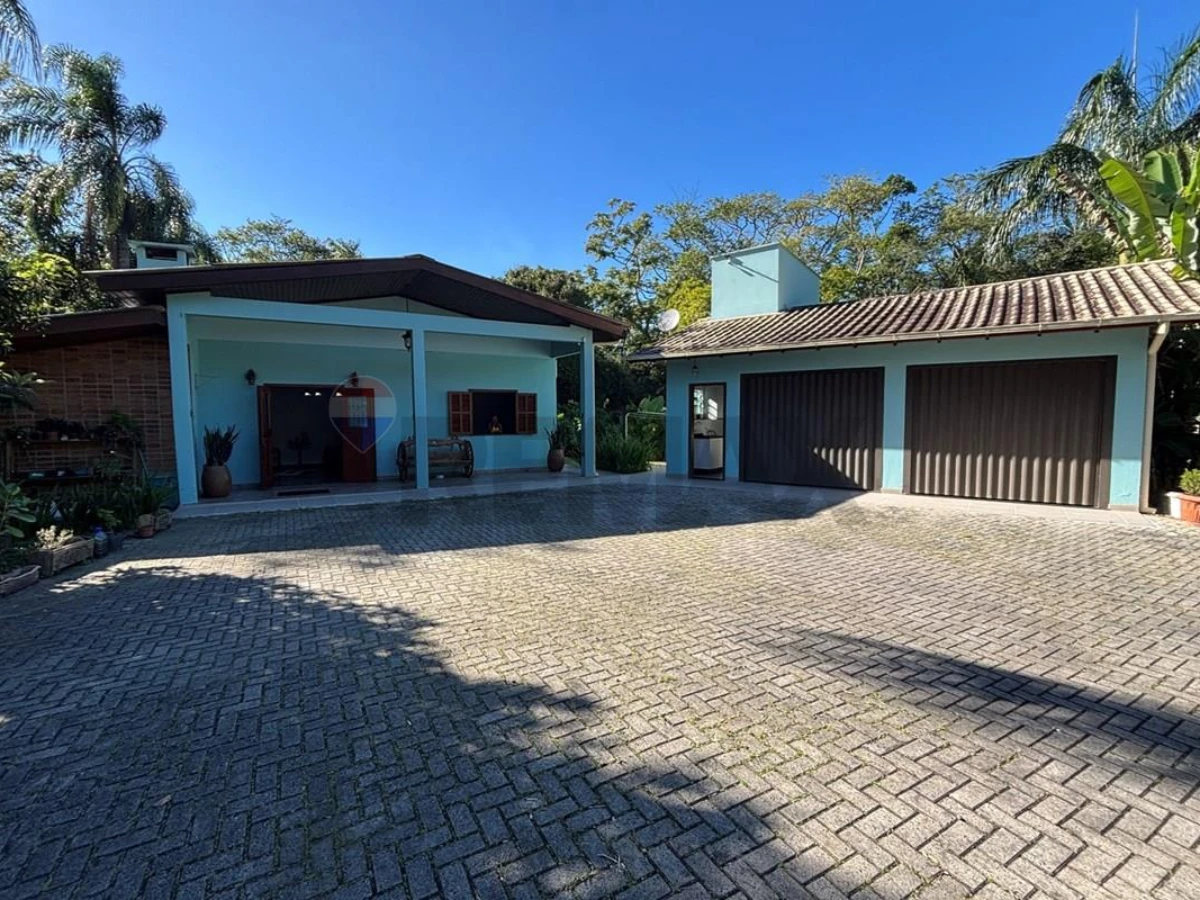 Chácara à venda — terreno de 12.268 m² em Vargem Grande, Florianópolis