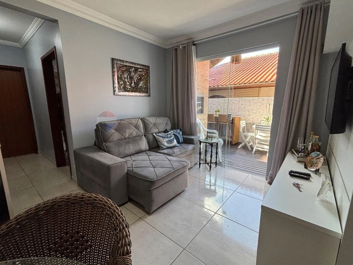 Apartamento 2 Quartos c/ Varanda Gourmet — Ingleses, Florianópolis