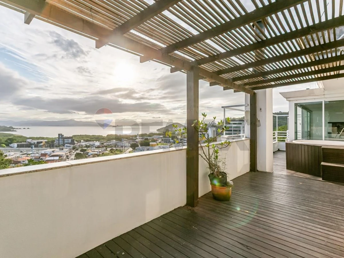 Cobertura 3 quartos com vista para o mar à venda — Itacorubi, Florianópolis