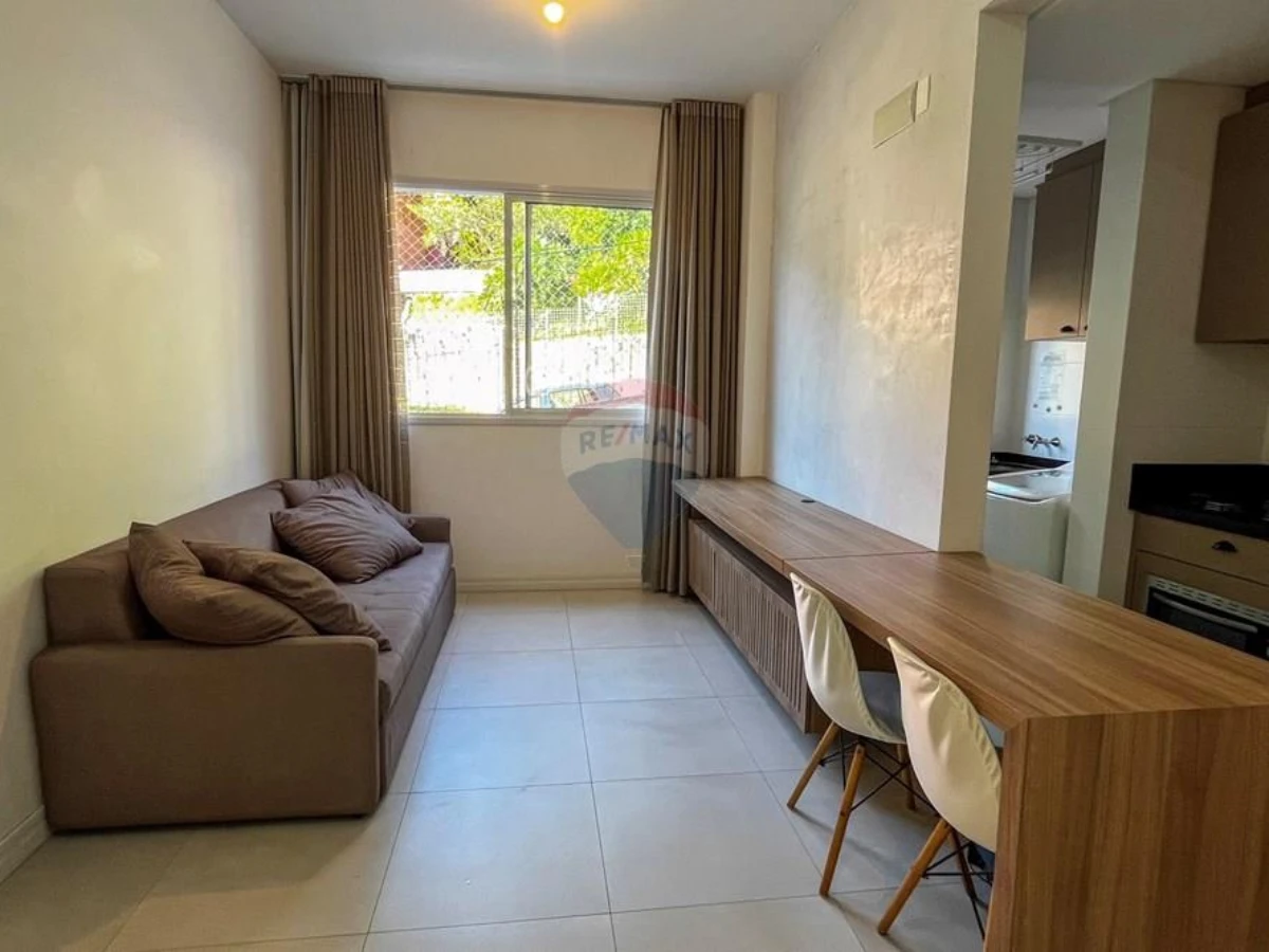 Apartamento 1 Dormitório à Venda no Centro de Florianópolis