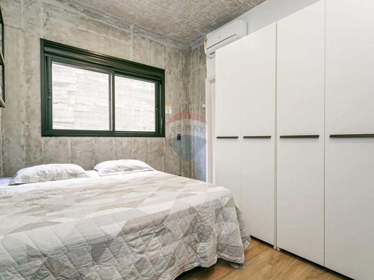 Apartamento 2 Suítes à Venda na Carvoeira, Florianópolis
