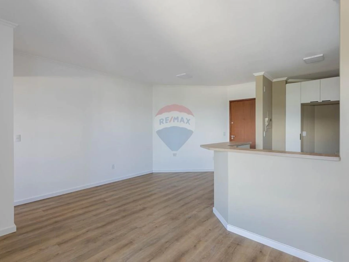 Apartamento 3 Dormitórios com Vista Mar — João Paulo, Florianópolis