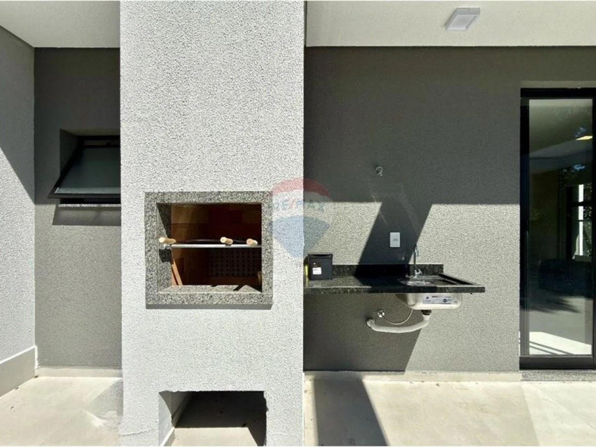Studio à Venda — Residencial Saint Garden, Santo Antônio de Lisboa