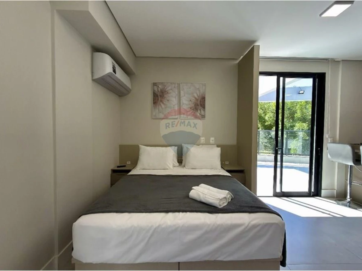 Studio à Venda — Residencial Saint Garden, Santo Antônio de Lisboa