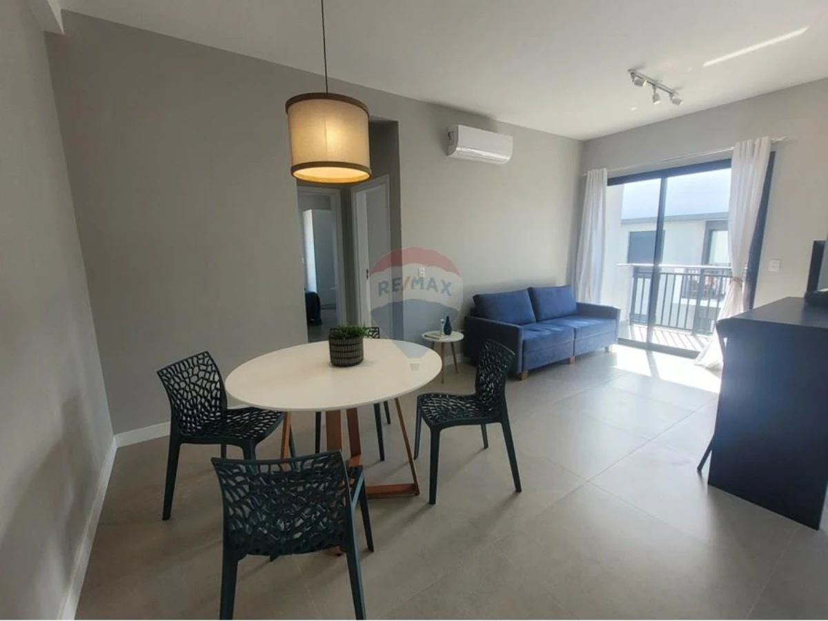 Apartamento 2 Quartos Mobiliado à Venda na Cachoeira do Bom Jesus, Florianópolis