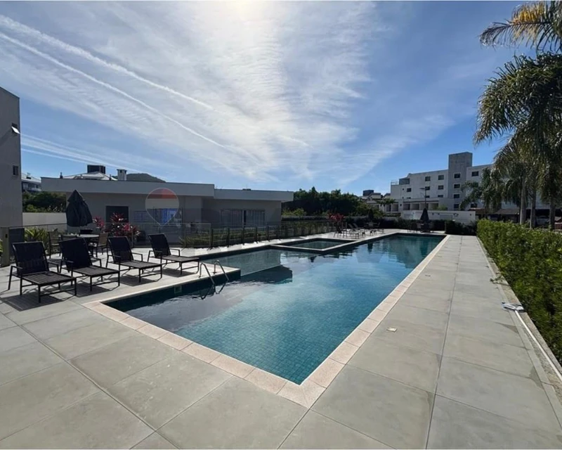 Apartamento 3 Dormitórios à Venda em Ingleses, Florianópolis — Cond. Cannes