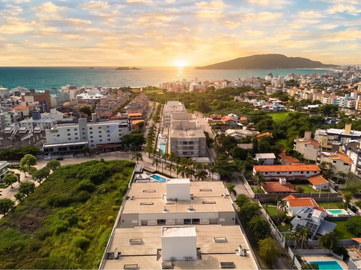 Apartamento 3 Dormitórios à Venda em Ingleses, Florianópolis — Cond. Cannes