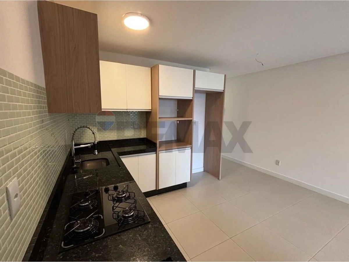 Apartamento 3 Dormitórios à Venda em Ingleses, Florianópolis — Cond. Cannes