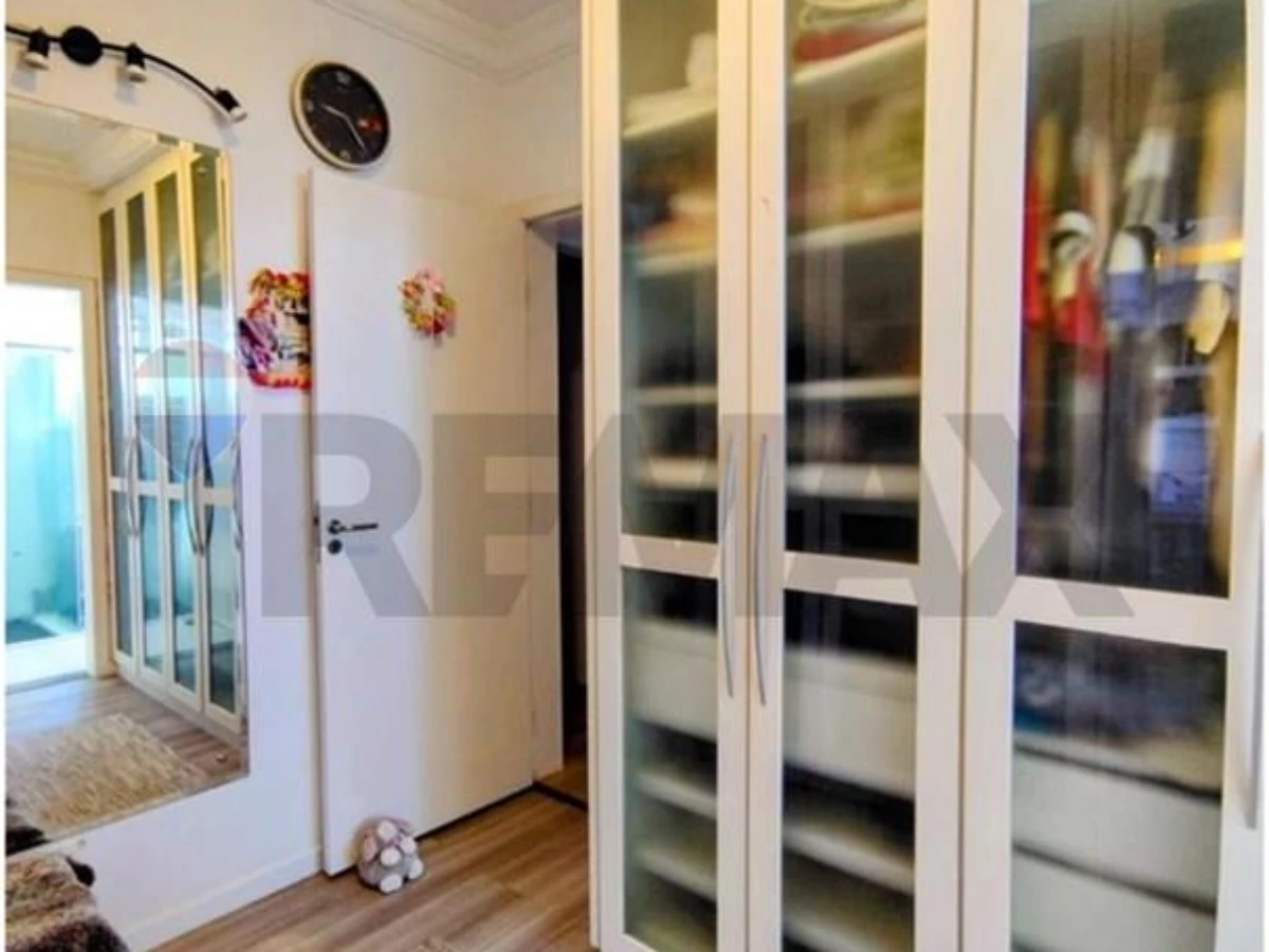 Apartamento 3 Dormitórios com Vista para o Mar — Abraão, Florianópolis