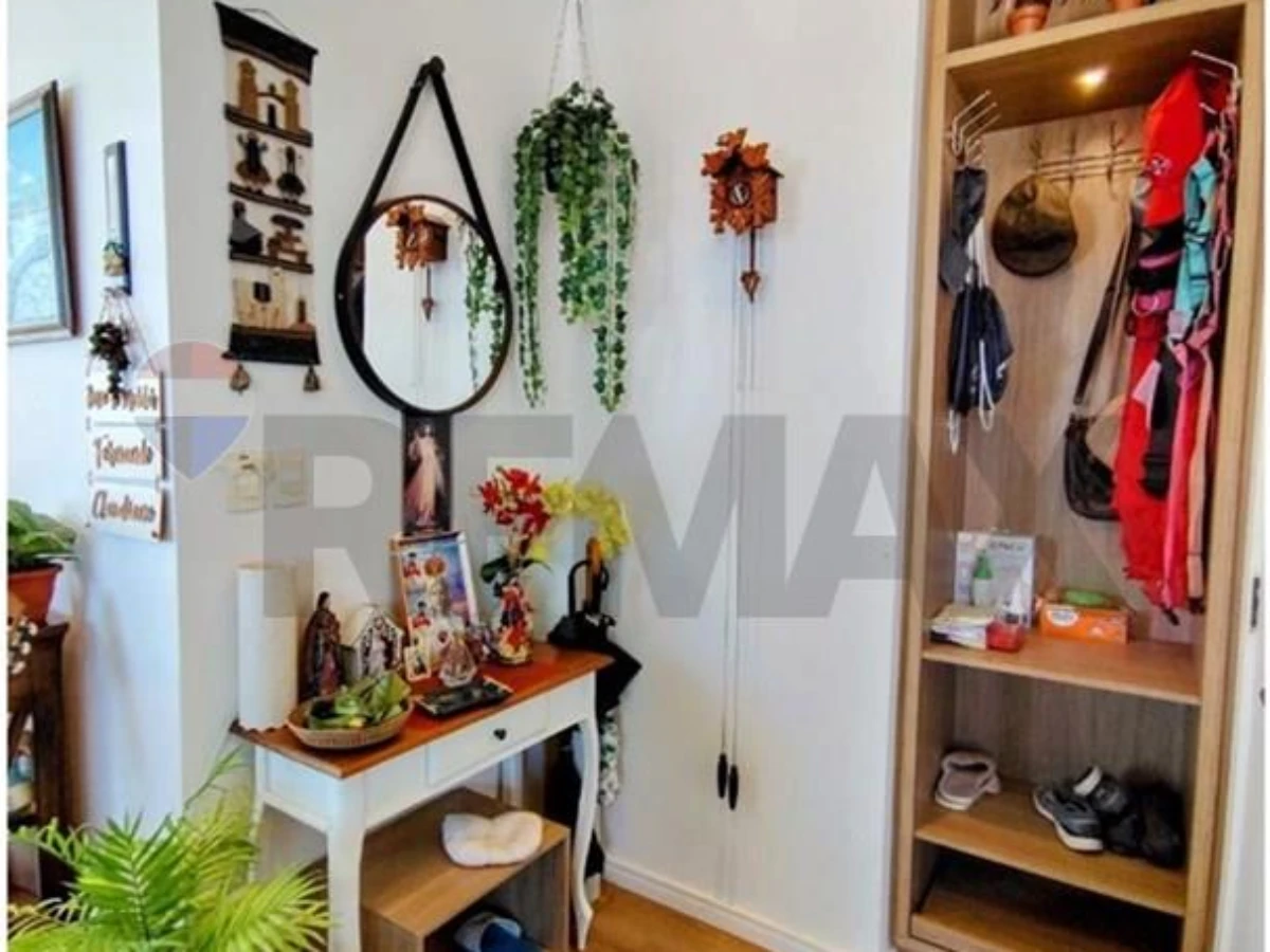 Apartamento 3 Dormitórios com Vista para o Mar — Abraão, Florianópolis
