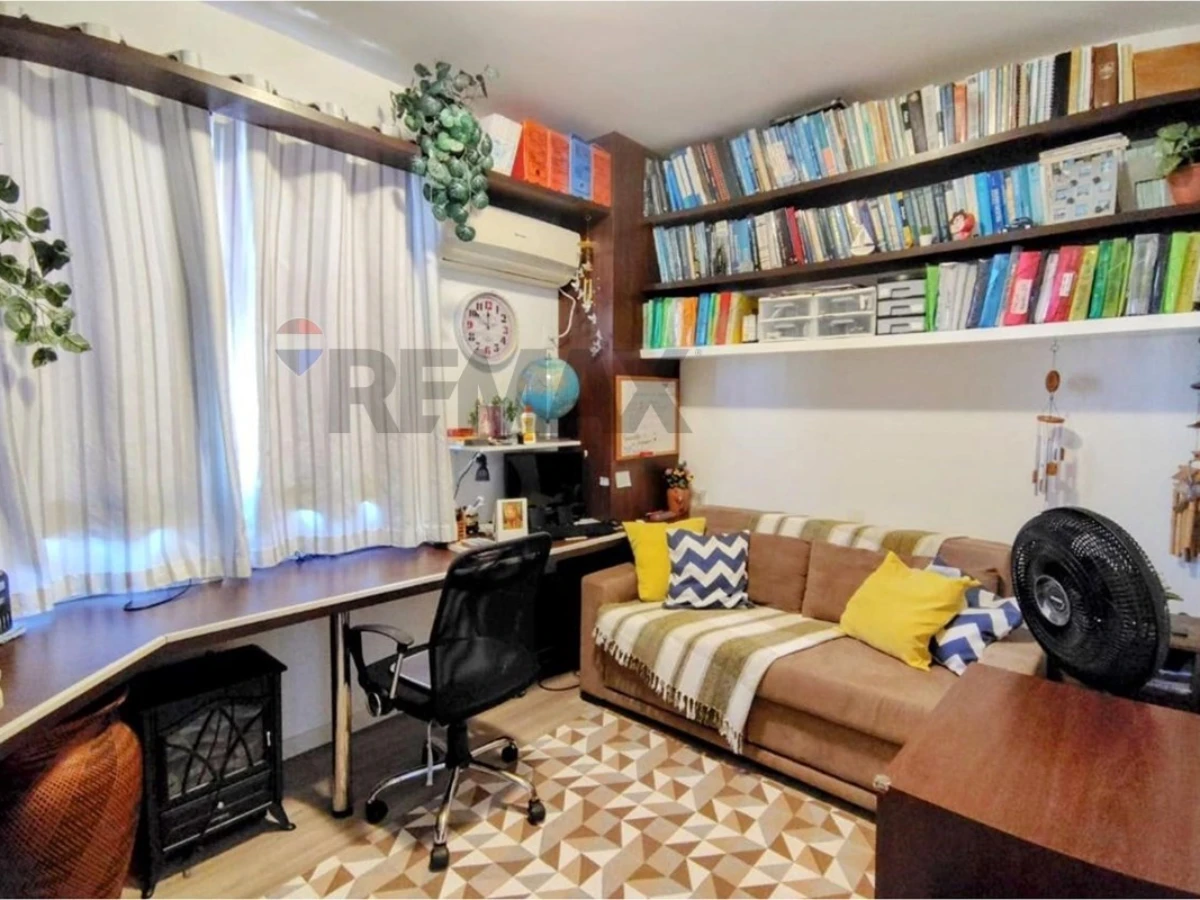 Apartamento 3 Dormitórios com Vista para o Mar — Abraão, Florianópolis
