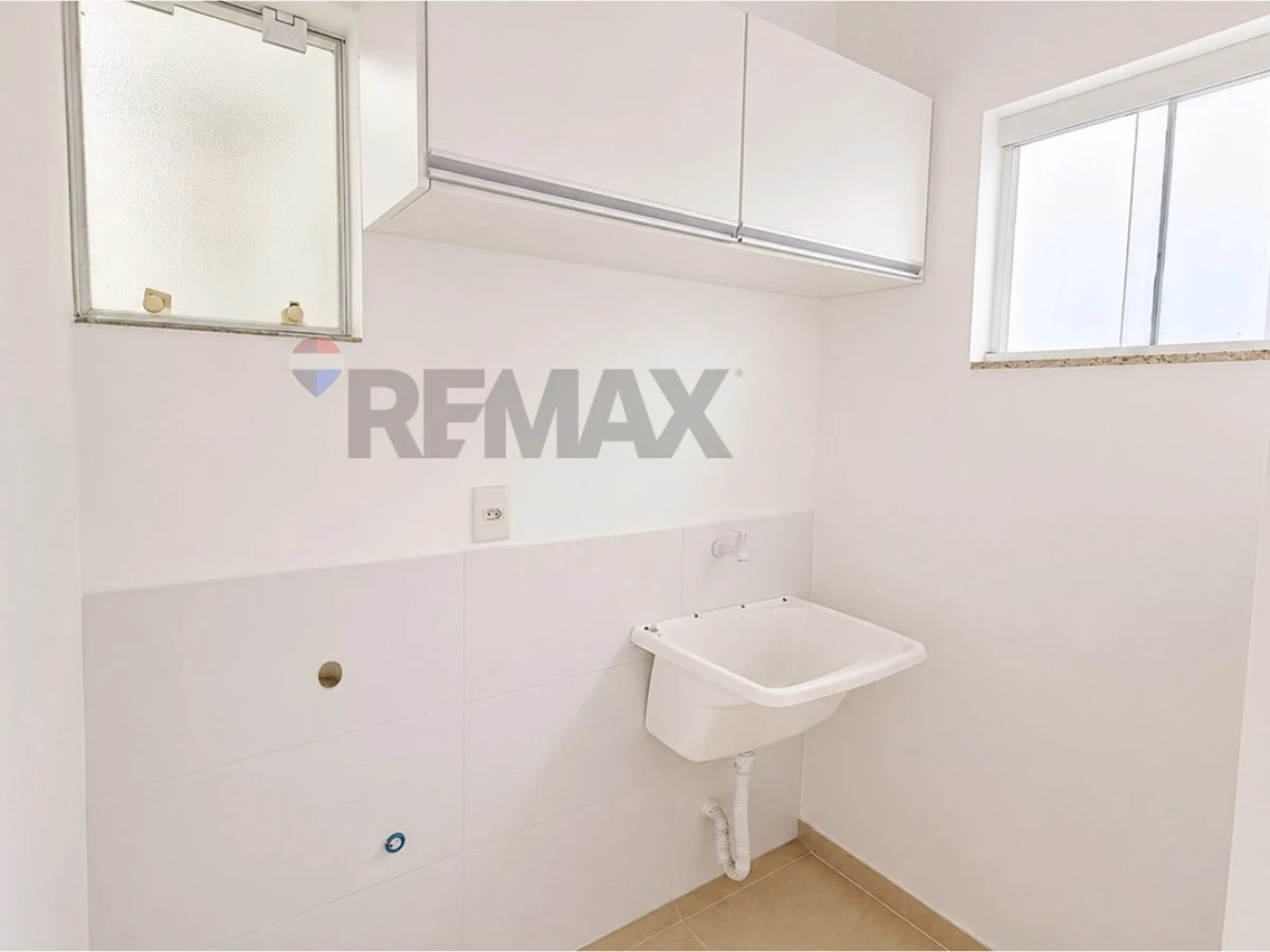 Apartamento 2 Dormitórios à Venda em Ingleses, Florianópolis — 64,8 m²
