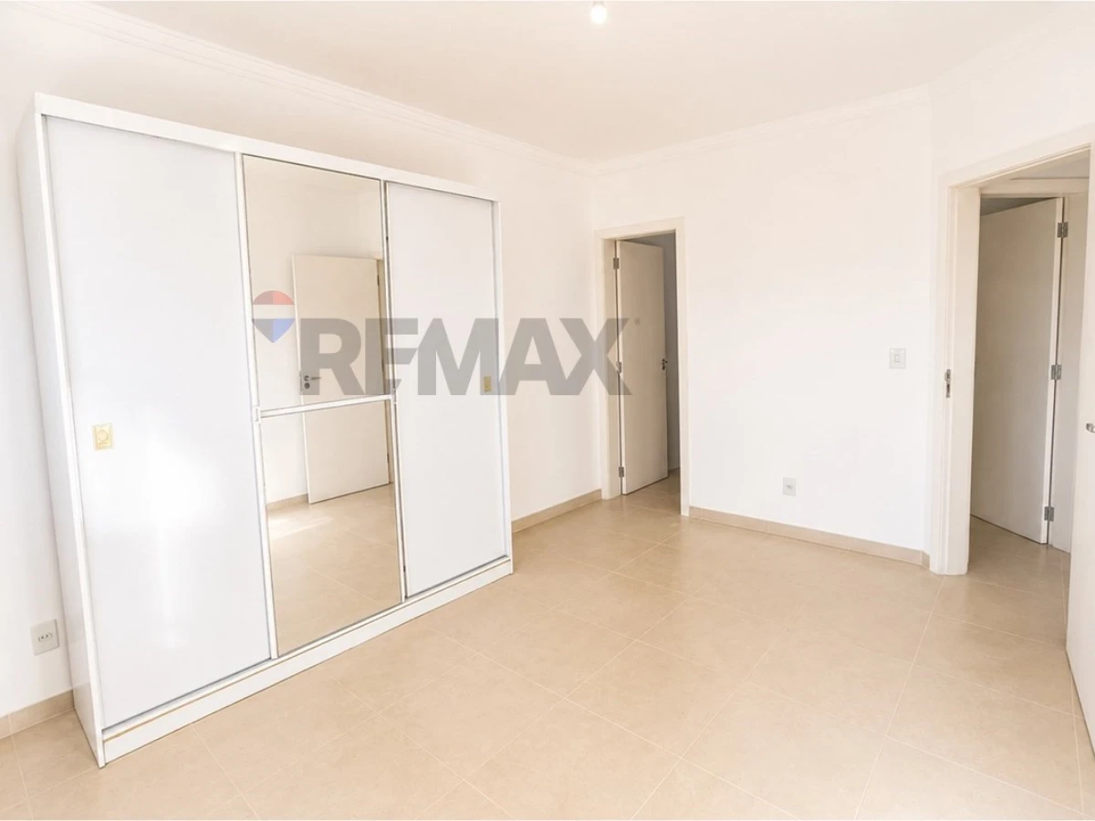 Apartamento 2 Dormitórios à Venda em Ingleses, Florianópolis — 64,8 m²